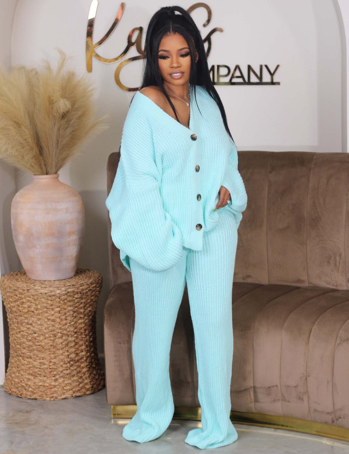 AMIKA™ - Casual V-nyakú Kardigán és Széles Szárú Nadrág Szett