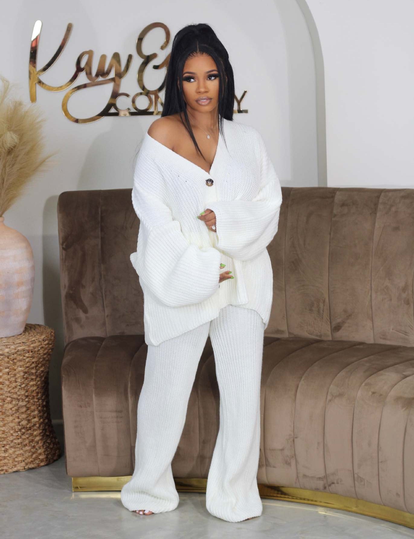 AMIKA™ - Casual V-nyakú Kardigán és Széles Szárú Nadrág Szett