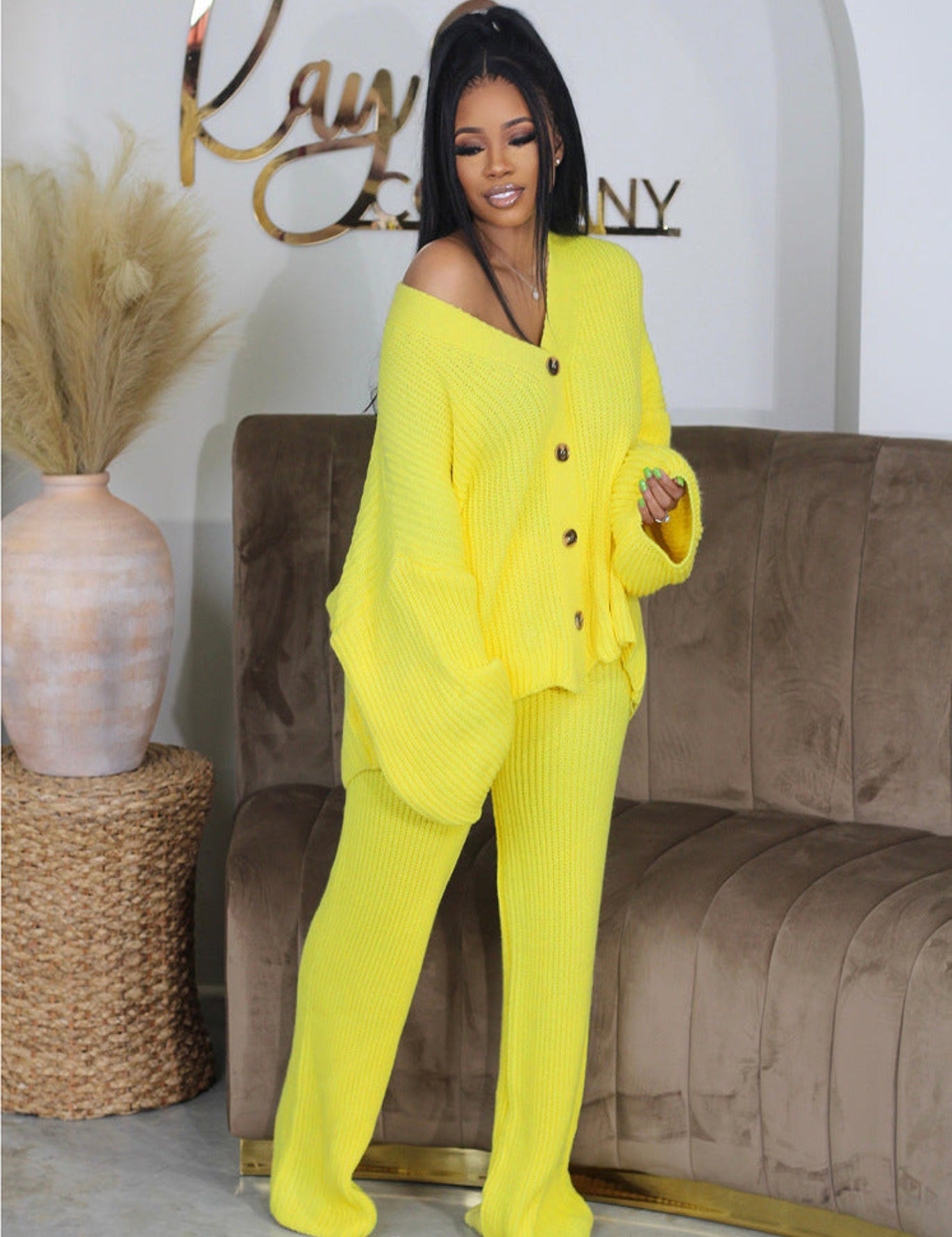 AMIKA™ - Casual V-nyakú Kardigán és Széles Szárú Nadrág Szett